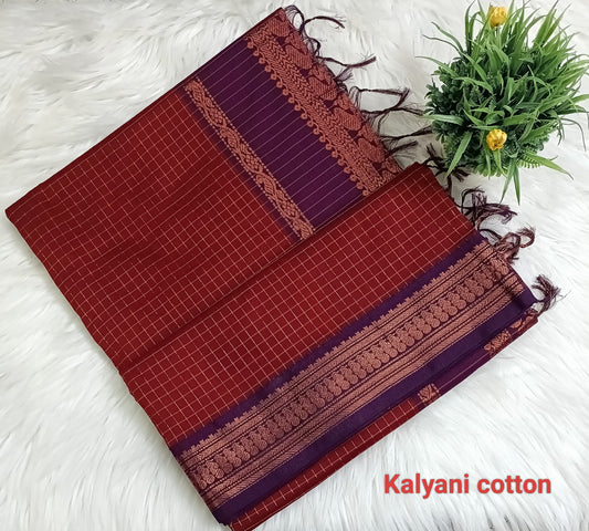 Traditional Maroon & Purple Kalyani cotton saree with zari border and checked pattern – lightweight daily wear handloom saree