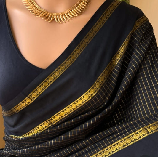 Black Retta Petta Kalyani Cotton Zari Checked Saree with matching blouse – traditional South Indian green handloom saree