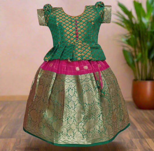 Pattu Pavadai